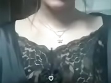 Pakistani braless cam aunty selfmade leaked