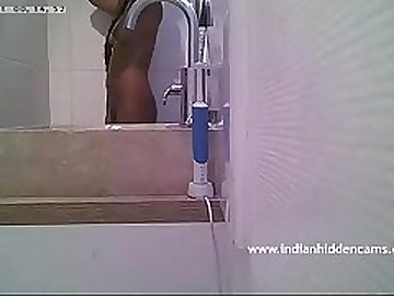 Indian hidden cam shower sexy girl filmed leaked mms - indianhiddencams.com