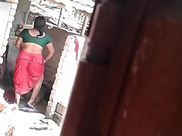 Desi Aunty Bathing