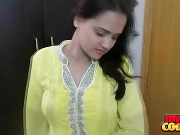 Amateur Indian sexy sonia bhabhi masturbation